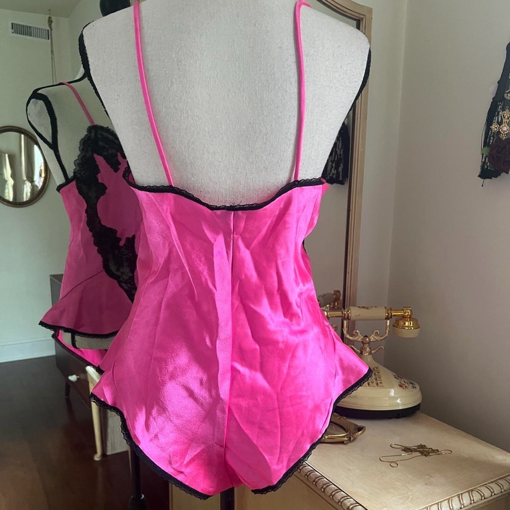 Dior Vintage 80s Vibrant Pink and Black Lace Teddy - Picture 2 of 8